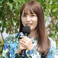 「お肌ツヤツヤ」川口春奈、美ボディをチラ見せ！タンクトップSHOTにファンうっとり「素の美しさ」
