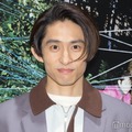 写真展「KEN MIYAKE PHOTO EXHIBITION “THE iDOL”」囲み取材に出席した三宅健（C）モデルプレス