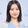 発表会に出席した広瀬すず（C）モデルプレス