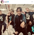 浜崎あゆみ、自然体な笑顔あふれるダンサーらとのリハSHOTに「真剣に楽しむ感じが伝わる」「かわいい～」の声