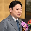 阿部サダヲ、授賞式で“不適切”行動？自虐コメントで笑い起こす【第33回 橋田賞】 画像