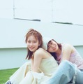 畑芽育＆莉子、素肌輝くユニットコーデ披露 画像