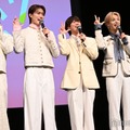 僕たちがLiKE LEGENDでーす！（左から）NAOYA、山中柔太朗、大橋和也、木村慧人、大久保波留（C）モデルプレス