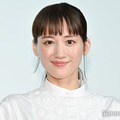 綾瀬はるか“理想の最期”告白 共感したセリフも明かす「具現化してくれた」【ひとりでしにたい】 画像