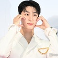 MONSTA Xヒョンウォン、除隊後初来日 キム・ヘユン＆THE BOYZヨンフンとの衣装コンセプトは「姫を見つめる王子たち」【ASEA 2025 レッドカーペット】 画像