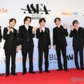 新体制のtimelesz、スーツ姿でレッドカーペット登場 全員のTMI発表・佐藤勝利は菊池風磨＆松島聡に助け求める【ASEA 2025 レッドカーペット】 画像