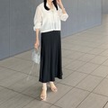 大人が着こなす透け感ブルゾン。×黒スカートで品よく軽やかに。【40代の毎日コーデ】 画像