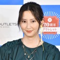 「お綺麗なママ」第2子妊娠発表の河北麻友子、花との美麗SHOTにファンうっとり「本当～に美しい」 画像