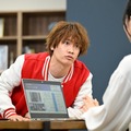なにわ男子・藤原丈一郎の“座長ぶり”菅井友香・B&ZAI橋本涼が絶賛 互いの印象・現場の雰囲気語る【「ロンダリング」インタビュー】 画像