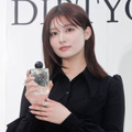 吉川愛、ヘッドホン着用の自撮りアップSHOTに「安定の可愛さ」「センス好き！」の声 画像