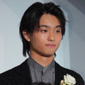 奥平大兼、出口夏希とのW主演映画『か「」く「」し「」ご「」と「』観る者を唸らせる繊細な演技が光る 画像