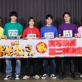 （左から）草間リチャード敬太、佐野晶哉、末澤誠也、正門良規、小島健、西村拓哉（C） 映画「おそ松さん」製作委員会2026