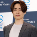 EXILE TETSUYA、小森隼の30歳誕生日に思い出SHOTを公開しファンほっこり「優しいお兄ちゃん」「愛ですね」 画像