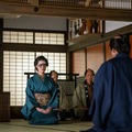 大河「べらぼう」てい（橋本愛）“インパクト大”メガネ姿で初登場「ついにキーパーソンきた」「手強そう」と反響集まる 画像