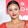 “脅威の10等身”香川沙耶、ビキニ姿で美ボディ開放 タイ満喫ショットに反響「スタイル抜群」「セクシー」 画像