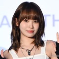 LE SSERAFIMチェウォン、神戸でスラリ美脚披露 旅コーデに「プライベート？」「お洒落」の声 画像