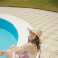 桜井日奈子、ほっそり美肩＆背中披露の肌見せSHOTに釘付け！かわいさと大人っぽさで魅せる 画像