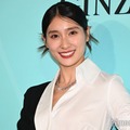 土屋太鳳、大胆スリットから美脚披露「なかなか眠れなくてボロボロ」でも幸せだった時間明かす【ティファニー銀座 オープニングイベント】 画像