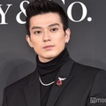 新田真剣佑、芸能界入りのきっかけとなった憧れの人物告白「完コピして真似してた」 画像