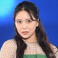 白間美瑠、美脚＆ほっそりウエスト披露 黒衣装姿に反響「セクシー」「スタイル良い」 画像
