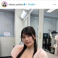 ちとせよしの、ランジェリー姿でベッド横たわる大胆ショット「スタイル良すぎ」「すごい」 画像