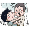 中国の妖怪・キョンシーごっこをする小学生男子。お札を貼られると動けなくなるはずが…【しなのんちのいくる６ #39】 画像