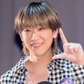 NEWS小山慶一郎、第1子誕生後初公の場 テーマパークとの2年連続コラボに「本当に幸せ」 画像