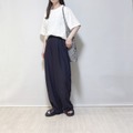 今季の白Ｔは「表面感トップス」が正解！体型を拾わない涼感コーデが叶います【40代の毎日コーデ】 画像