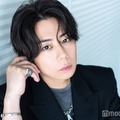 北山宏光“ドラマ初共演”岩田剛典に「プロだな」と感じた瞬間 同期役で意識したポイントとは【「DOCTOR PRICE」インタビュー】 画像
