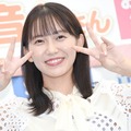 志田音々、膝上ミニスカから美脚披露「想像以上」「まっすぐで綺麗」 画像