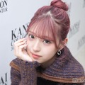 MINAMI、ノースリーブコーデに反響続々「肌の透明感爆発」「スタイル良い」 画像