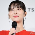 浜辺美波、4年ぶり写真集は「25点満点中25点」“10年越しのリベンジ”への意気込みも【25】 画像