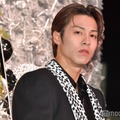 THE RAMPAGE・RIKU、母親との肩組み2ショットにエール続々「親孝行」「素敵」 画像
