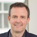 米Udemy社CEO ヒューゴ・サラザン氏