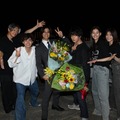 King ＆ Prince高橋海人・中村倫也、笑顔でクランクアップ “チームDOPE”駆けつける【コメント】 画像
