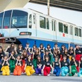 日向坂46、東京モノレールをジャック ポスターやつり革掲出、メンバーによる車内放送など実施 画像