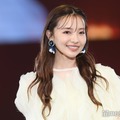村瀬紗英、色白美脚際立つミニワンピ姿「綺麗すぎ」「美人さん」とファン絶賛 画像