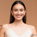 長谷川潤、キャミドレス姿で登場 12歳長女とのCM共演に思い語る「うるっときちゃう」 画像