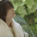 キスマイ玉森裕太、シャワー後の濡れ髪でガッツポーズ 新CMで自然体の姿見せる 画像