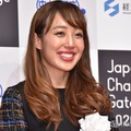 川崎希、生後2ヶ月娘顔出し やり取りに「癒される」「天使」の声 画像