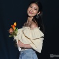 “令和の峰不二子”阿部なつき、美脚スラリミニワンピ姿 ハワイでのピンクコーデに「バービーみたい」 画像