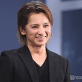 松岡充、30年前のデビュー時アー写公開「ずっとかっこいい」「永遠のスター」の声 画像