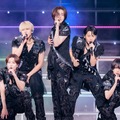 KEY TO LIT、結成半年で初のアリーナツアー開催 巨大オブジェ・宙吊り…ド派手演出多数＆“嵐メドレー”で魅せた伝統継承の思いも【WAKE UP THE FOOL】 画像
