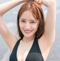 中田花奈、美谷間がセクシーな肌見せSHOTにドキッ！リゾートを舞台にオトナの艶姿を披露 画像