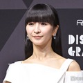 Perfumeかしゆか、大自然背景に圧巻脚線美「脚のライン綺麗」「二度見した」と反響 画像
