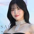 TWICEモモ、ノースリタイトドレス姿に絶賛の声「美しすぎて直視できない」「神々しい」 画像