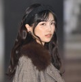 乃木坂46五百城茉央、大人びた雰囲気で初ランウェイ 美脚もチラリ【ガルアワ2025AW】 画像