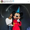 真野恵里菜、1歳3ヶ月の子供との“2人ディズニー”SHOTに反響「素敵な親子タイム」「全てが尊すぎ」 画像