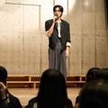 Snow Man目黒蓮、サプライズ来校 “国内初”学校でのサングラス着用自由化の瞬間立ち会う 画像