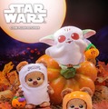 『スター・ウォーズ』ハロウィン仕様のグローグーとウィケットがぬいぐるみキーチェーンに 画像